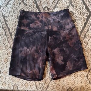 lululemon athletica Women's Black and Brown Bike Shorts